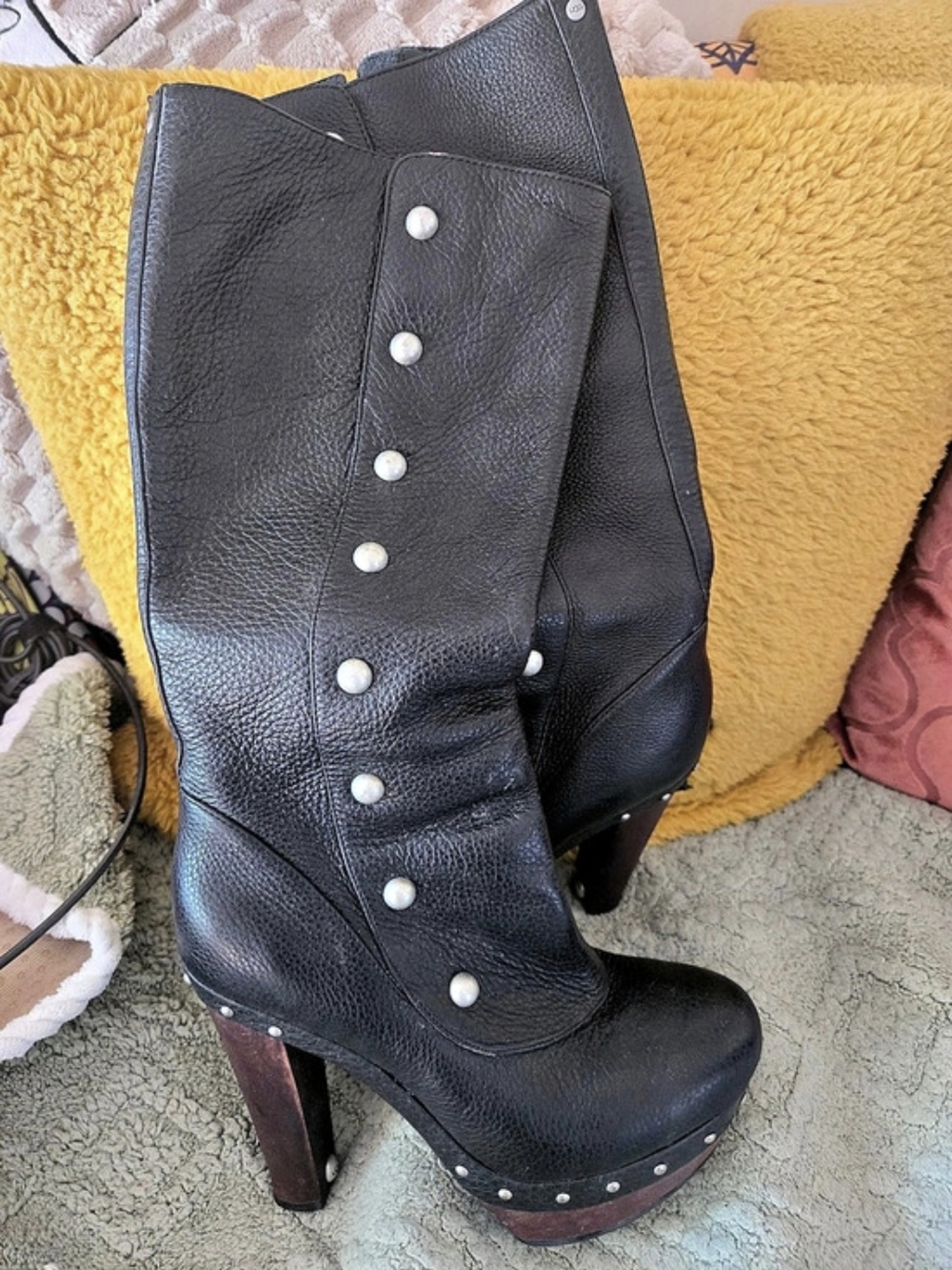 UGG Lynnea Studded Platform Heeled Boots in Black